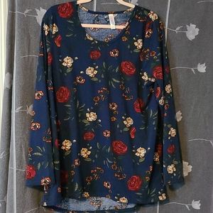 2XL LuLaRoe Lynnae long sleeve top